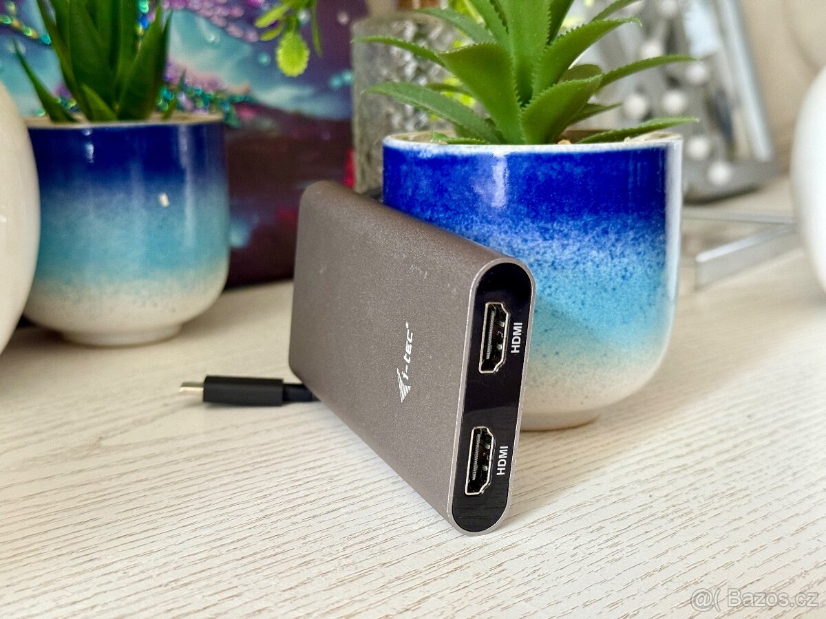 redukce • 1× Thunderbolt 3 • 2× HDMI 4096x2160 - 2