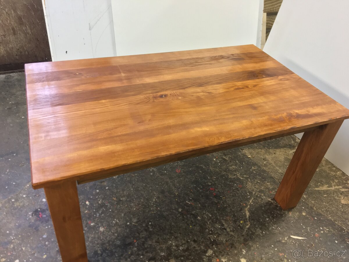 Dubový jídelní masivní stůl - 2