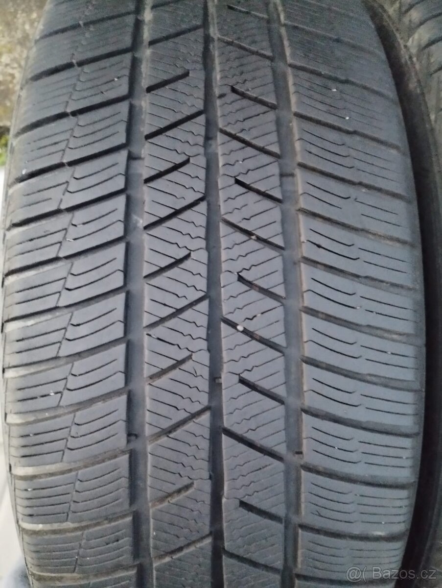 Barum Polaris 5 245/45 R19 V XL - 2