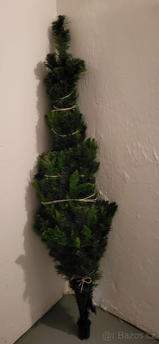 Umělý vánoční stromek – cca 120 cm, skladný, v super stavu - 2