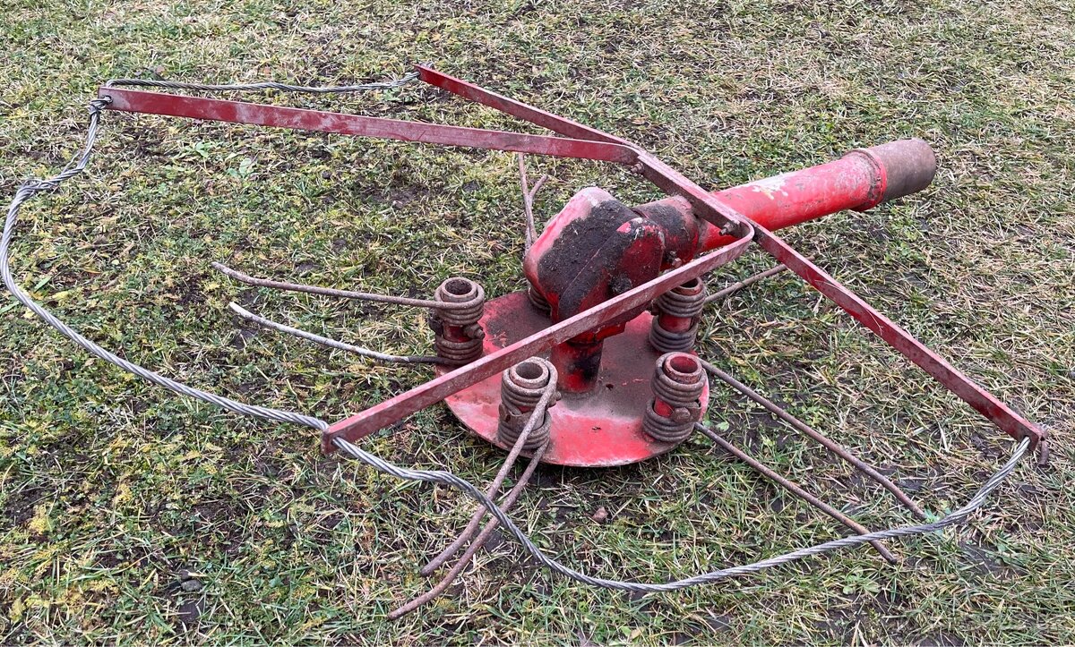 Vaří obraceč sena - 2