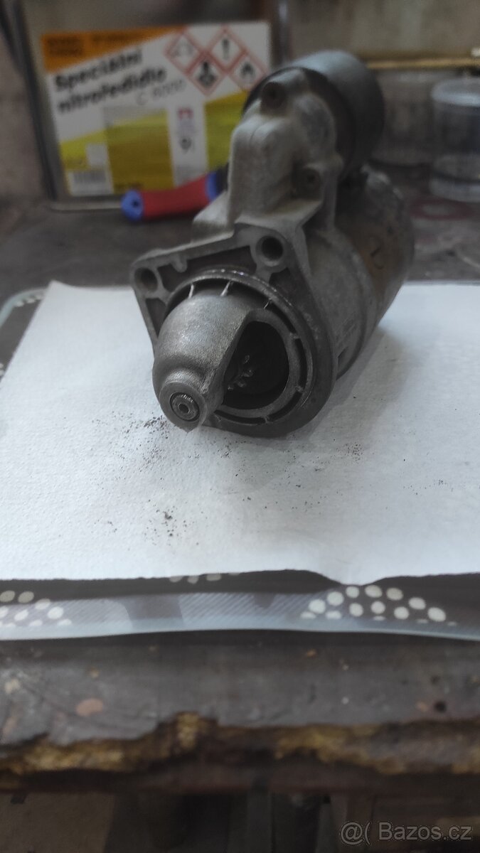 Prodám startér Bosch - 2