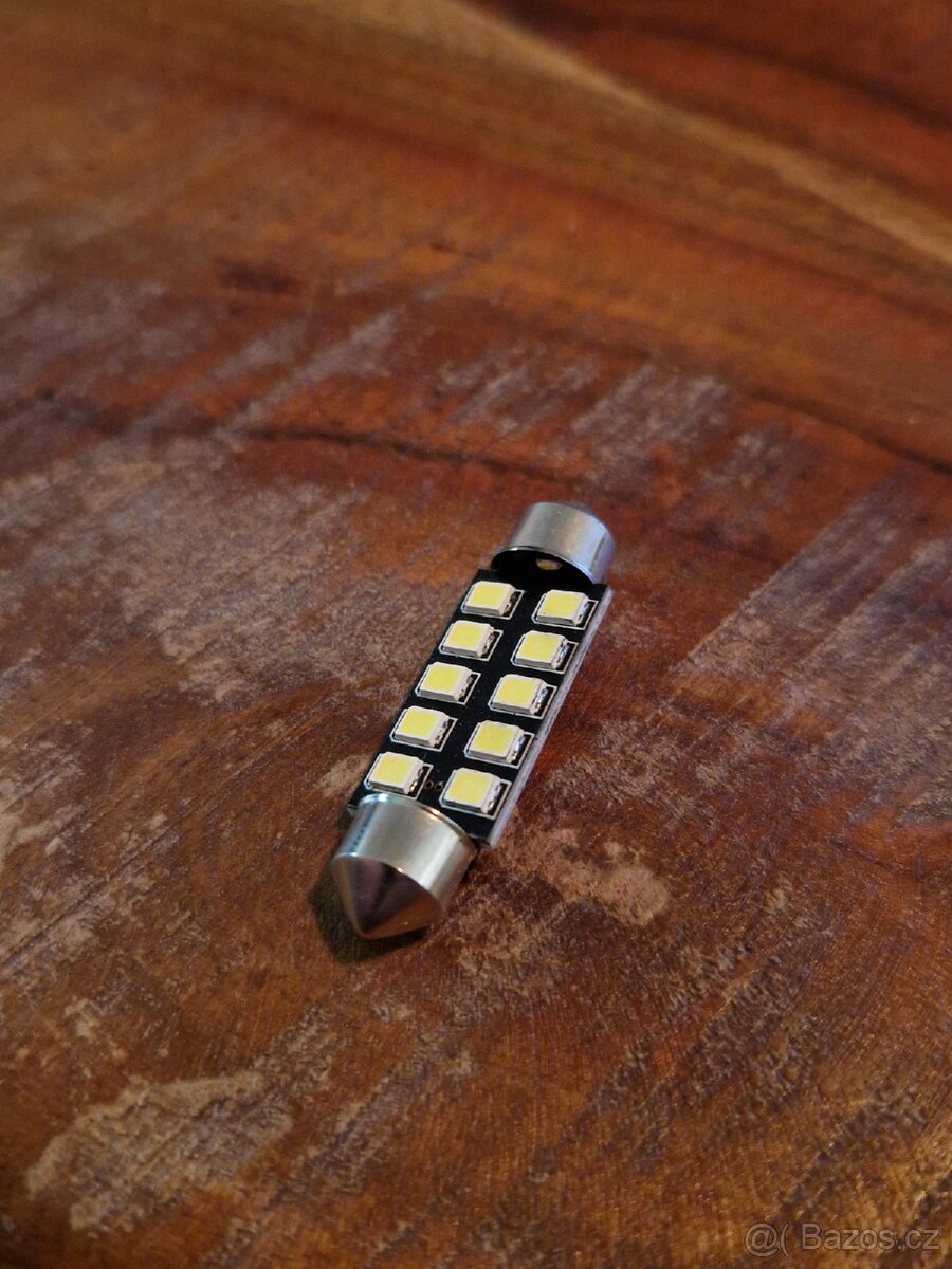 LED žárovka C5W - 2