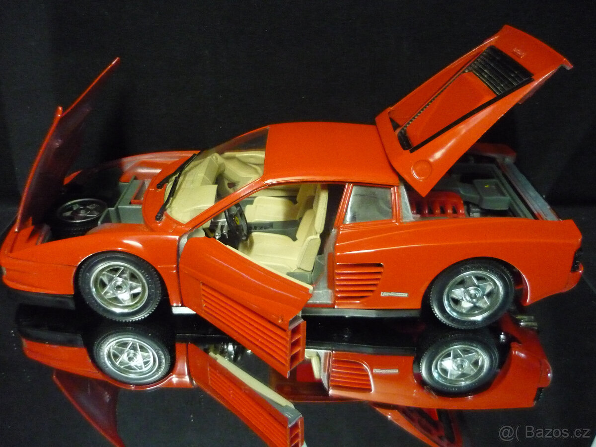 Ferrari Testarossa 1984 Bburago 1/18 - 2
