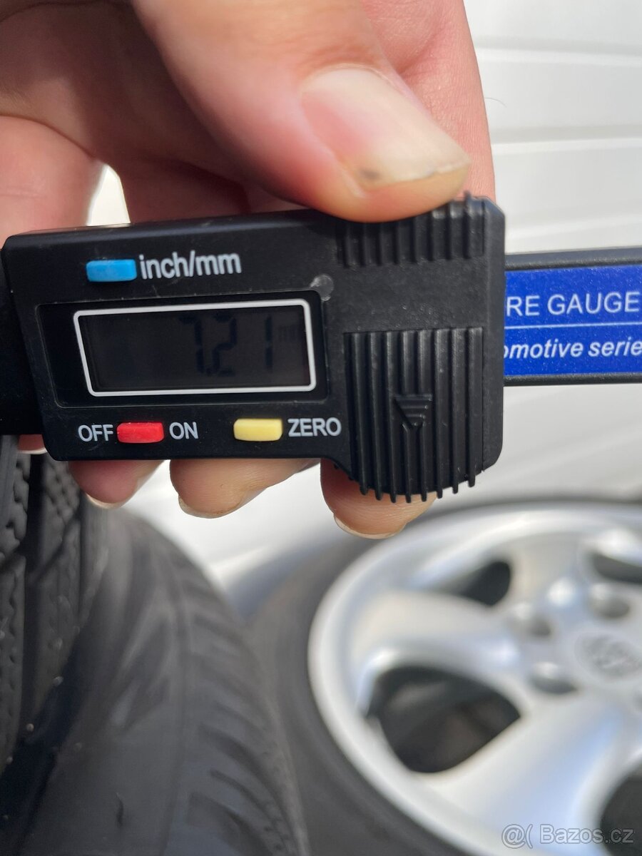 FIRESTONE WINTERHAWK 4 - 2