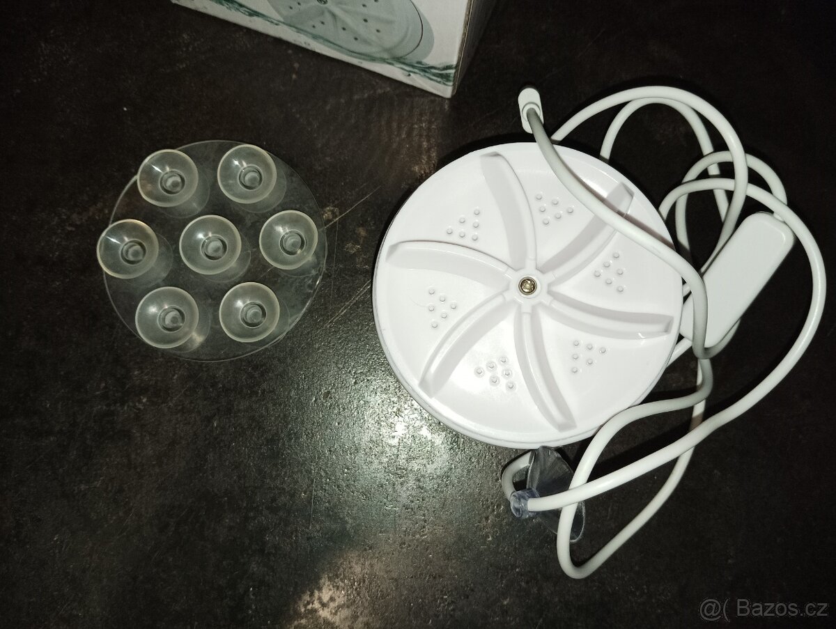 Mobilní mini cestovní pračka - 2