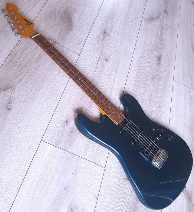 Kytara Tokai Limited Edition - 2