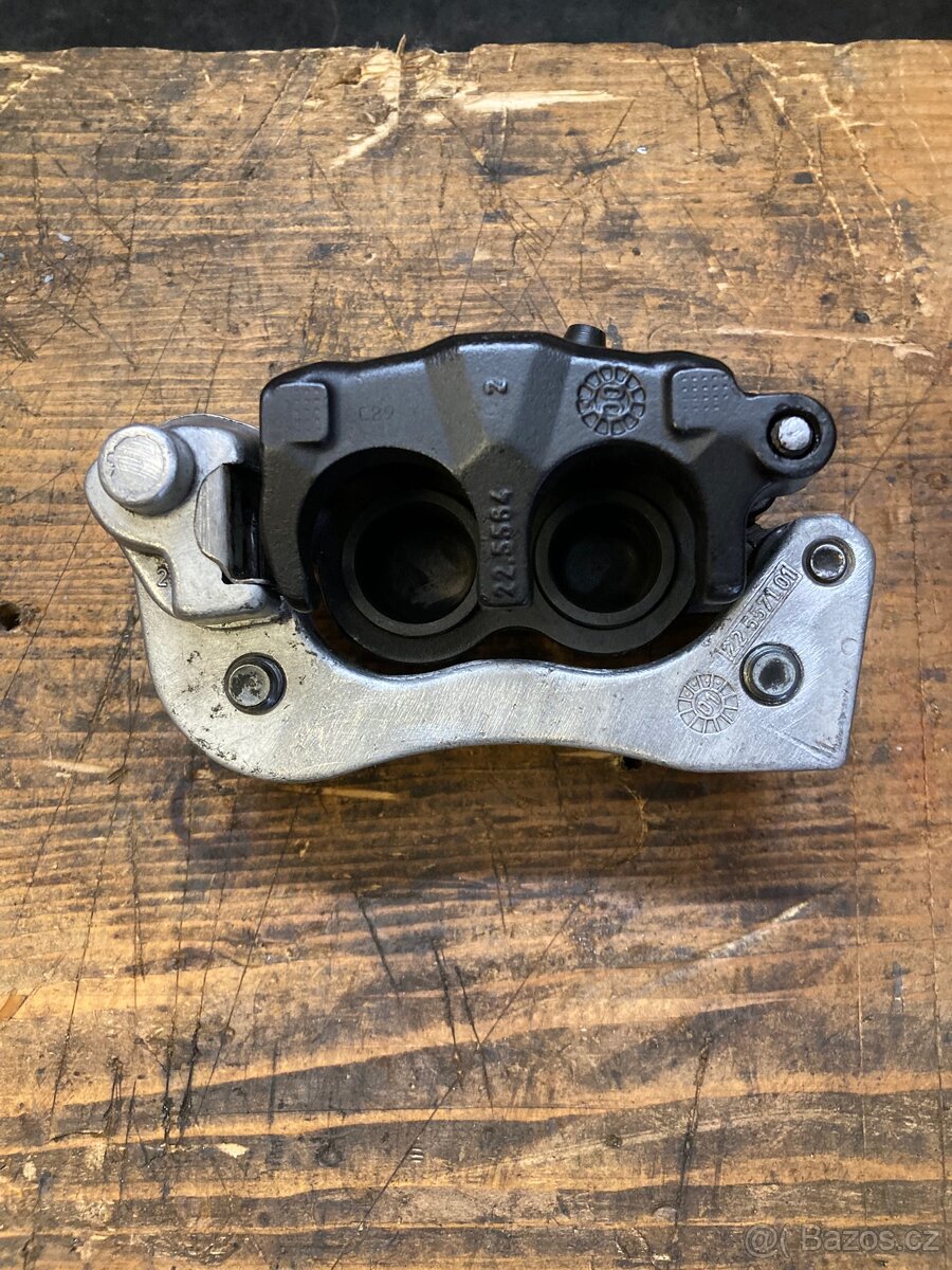 BMW brzdový třmen - 2