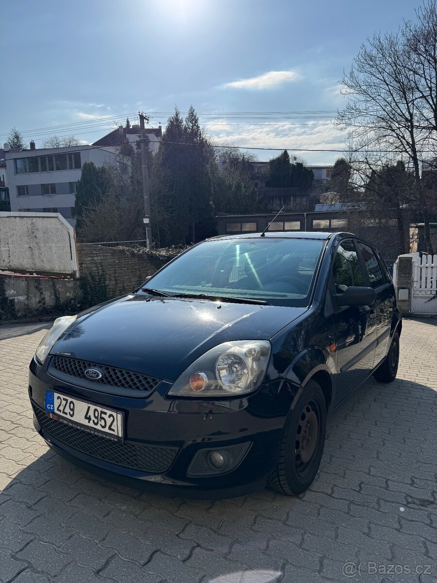 Ford Fiesta - 2