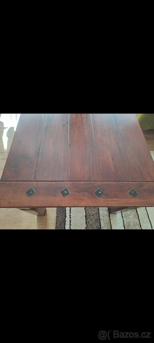 Konferenční stolek - 2