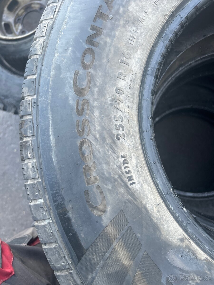 Continental 255/70R16 - 2