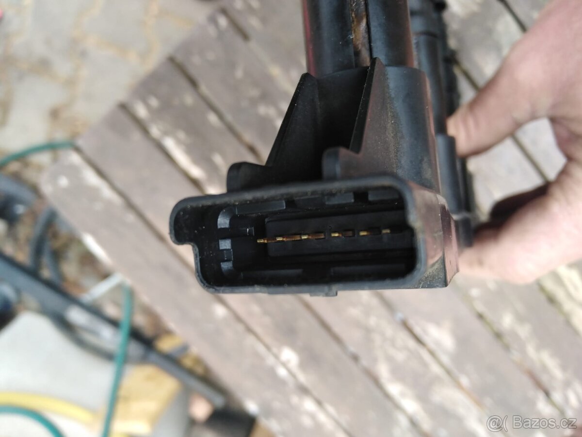 Zapalovací lišta Citroen C4 Coupe - 2