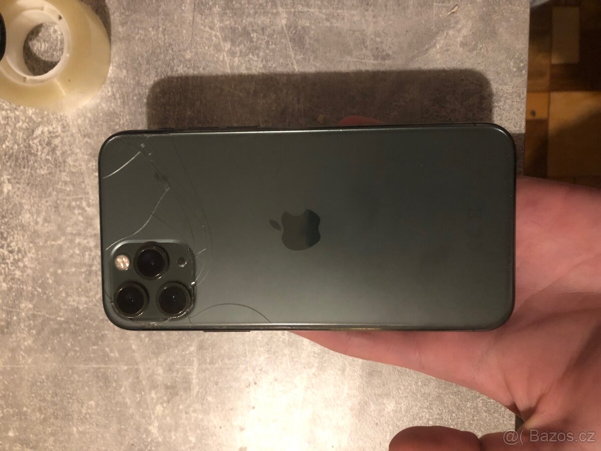 iPhone 11 prodáno - 2