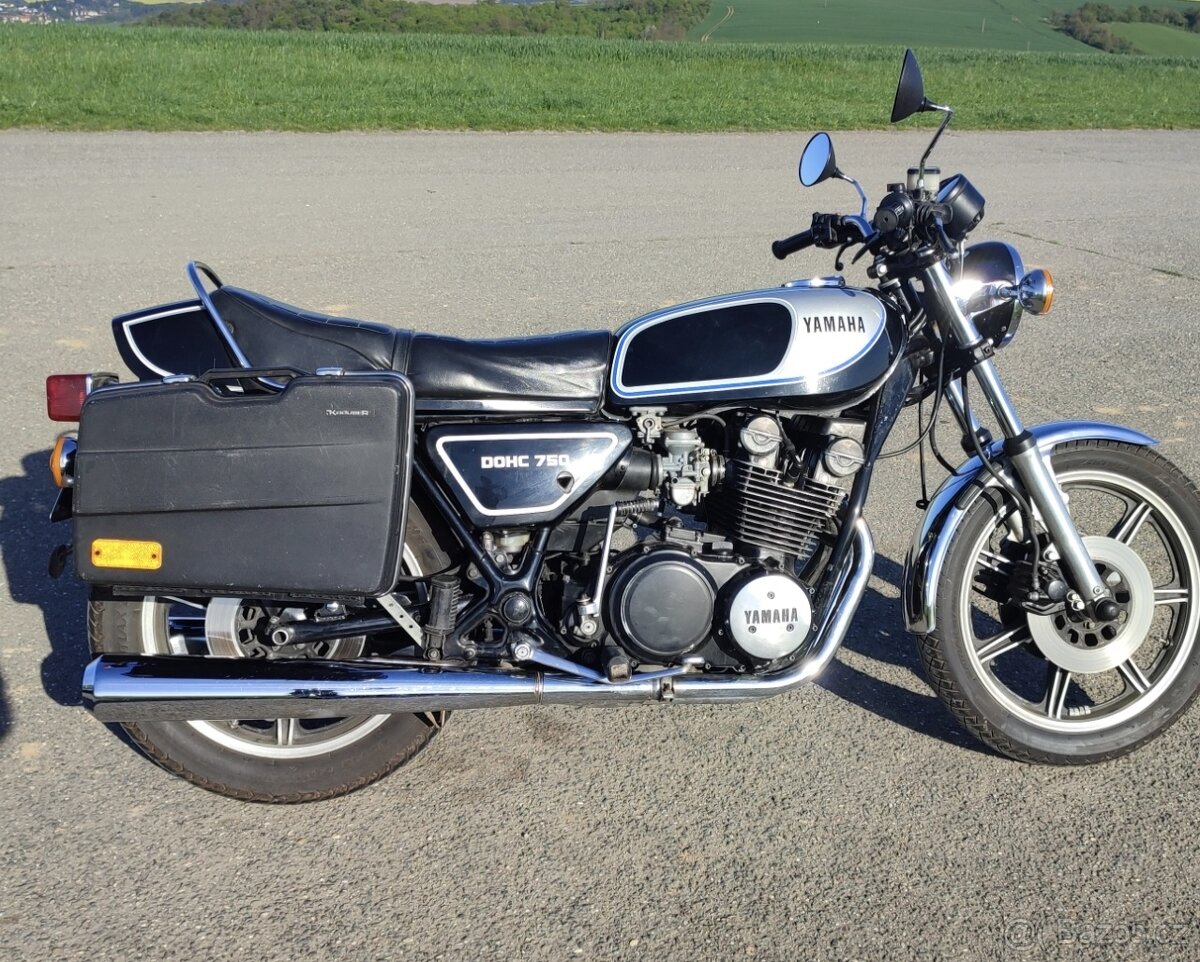 Yamaha XS750 1977 - 2