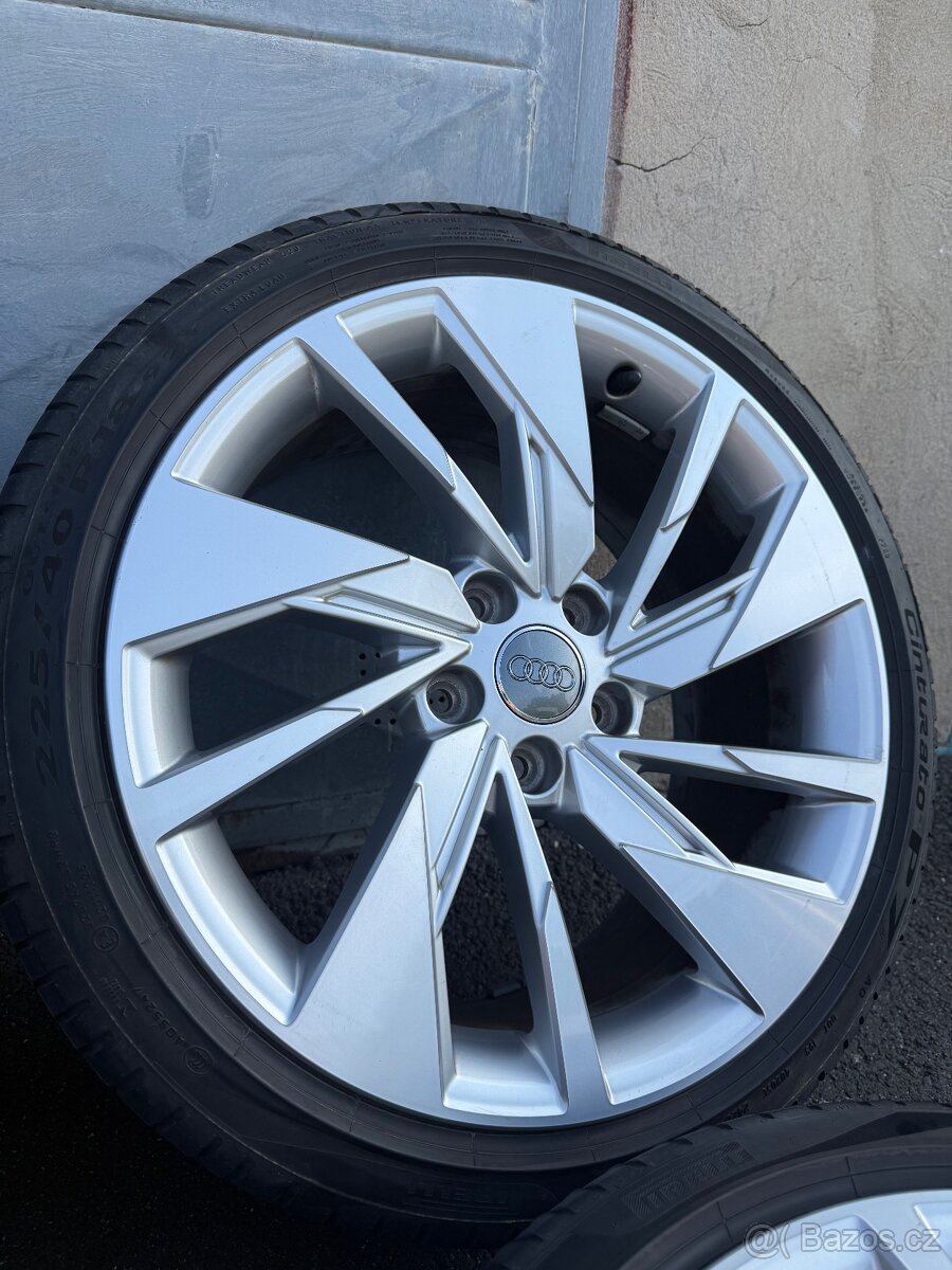 Originál Audi R18 5x112 225/40/18 - 2