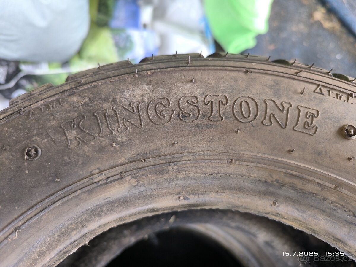 4x pneu na čtyřkolku silniční Zn. Kingstone