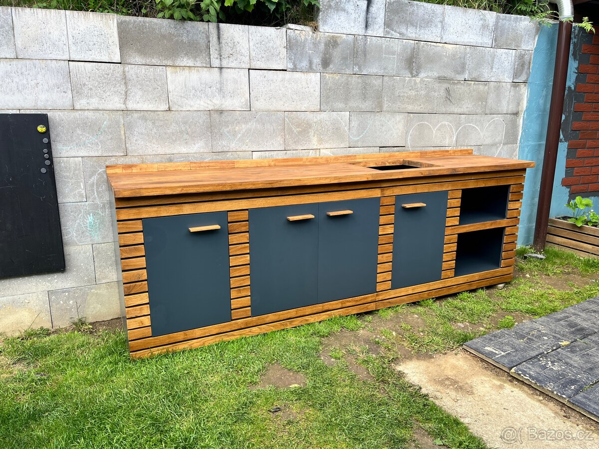 Kuchyň do pergoly - 2