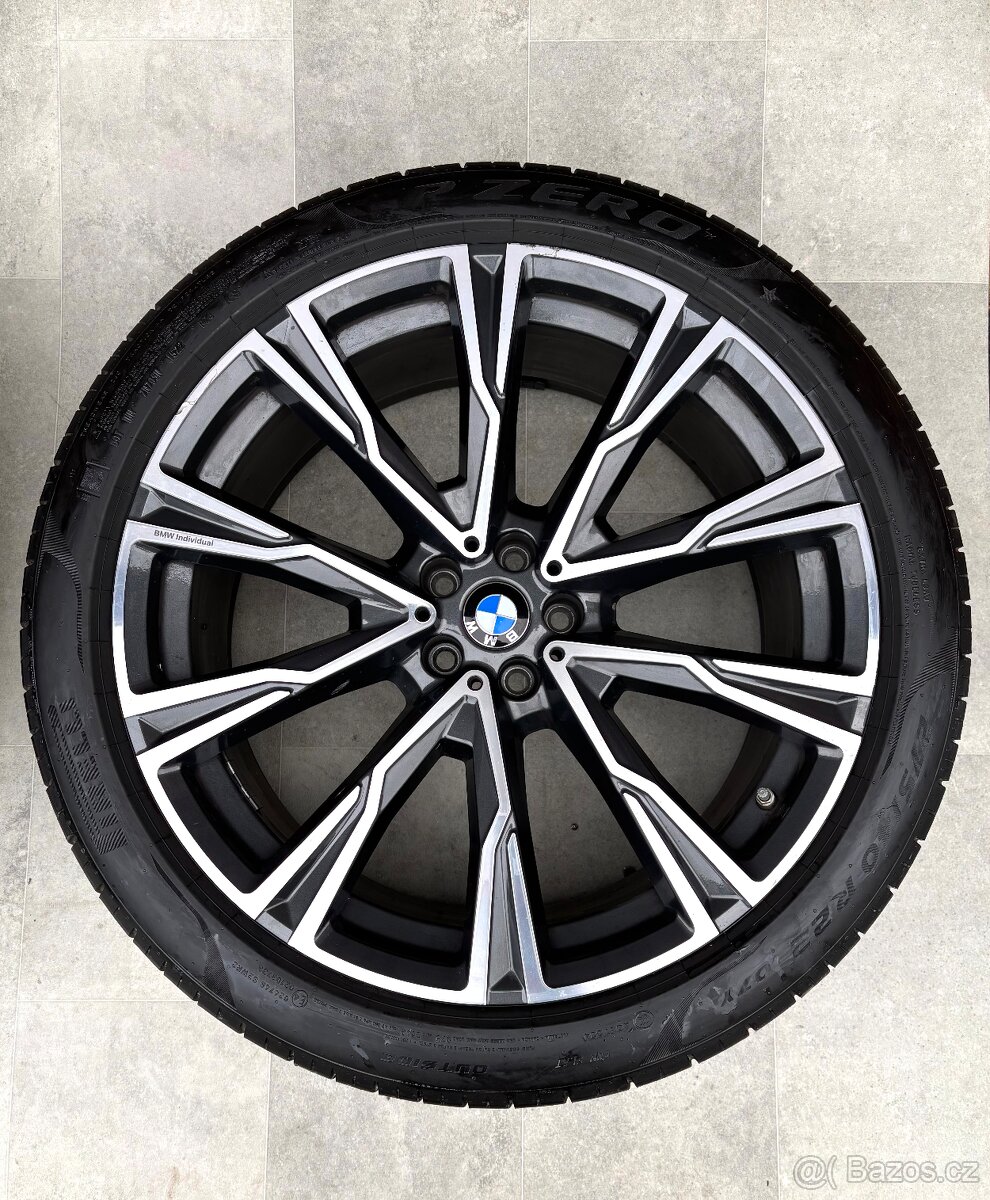 BMW R22 X7 Bmw Individual 22” Styling 758 5x112 - 2