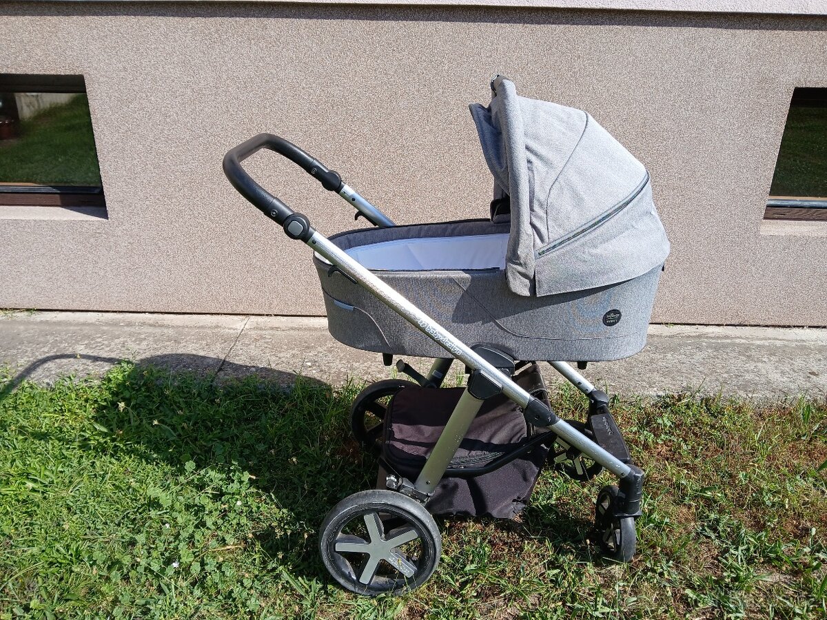Kombinovaný kočár Baby Design Husky s příslušenstvím - 2