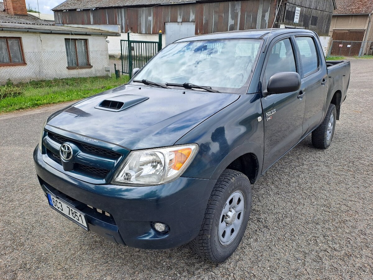 Toyota HILUX 2,5 88 kW