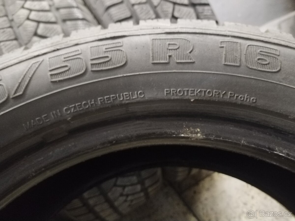 Zimní protektory 205/55 R16 - 2