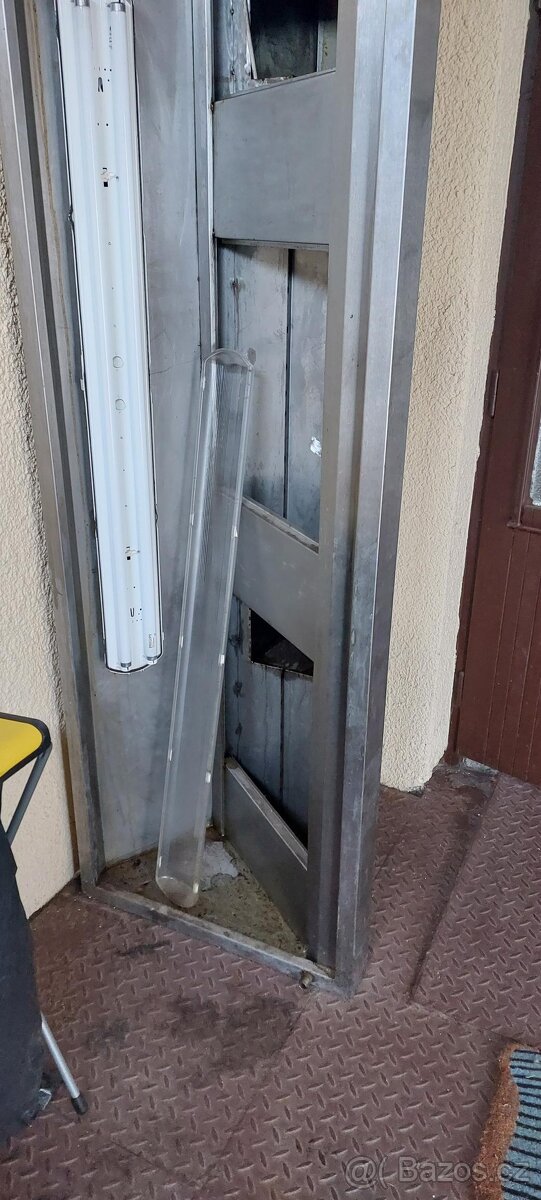 Prodám nerezovou digestoř do restaurační kuchyně - 2