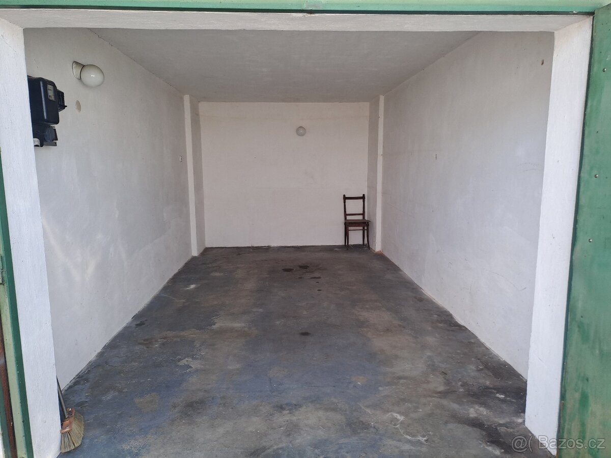 Garáž Zlín Burešov - 2