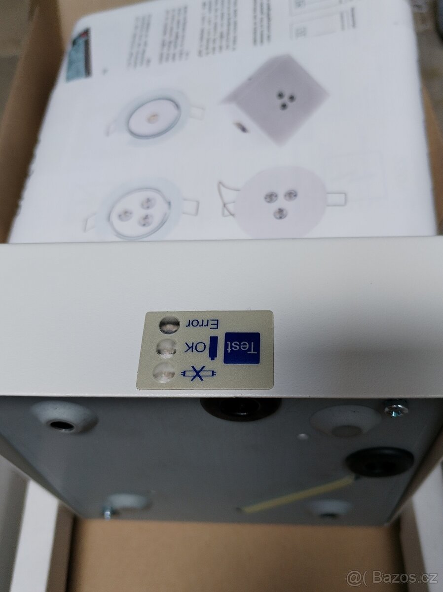 SCHRACK NLDAQ023SC nouzové svítidlo 3LED 2.0Ah - 2