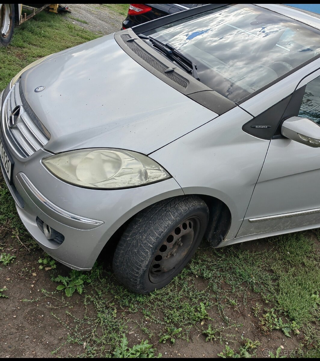 Mercedes A - 2