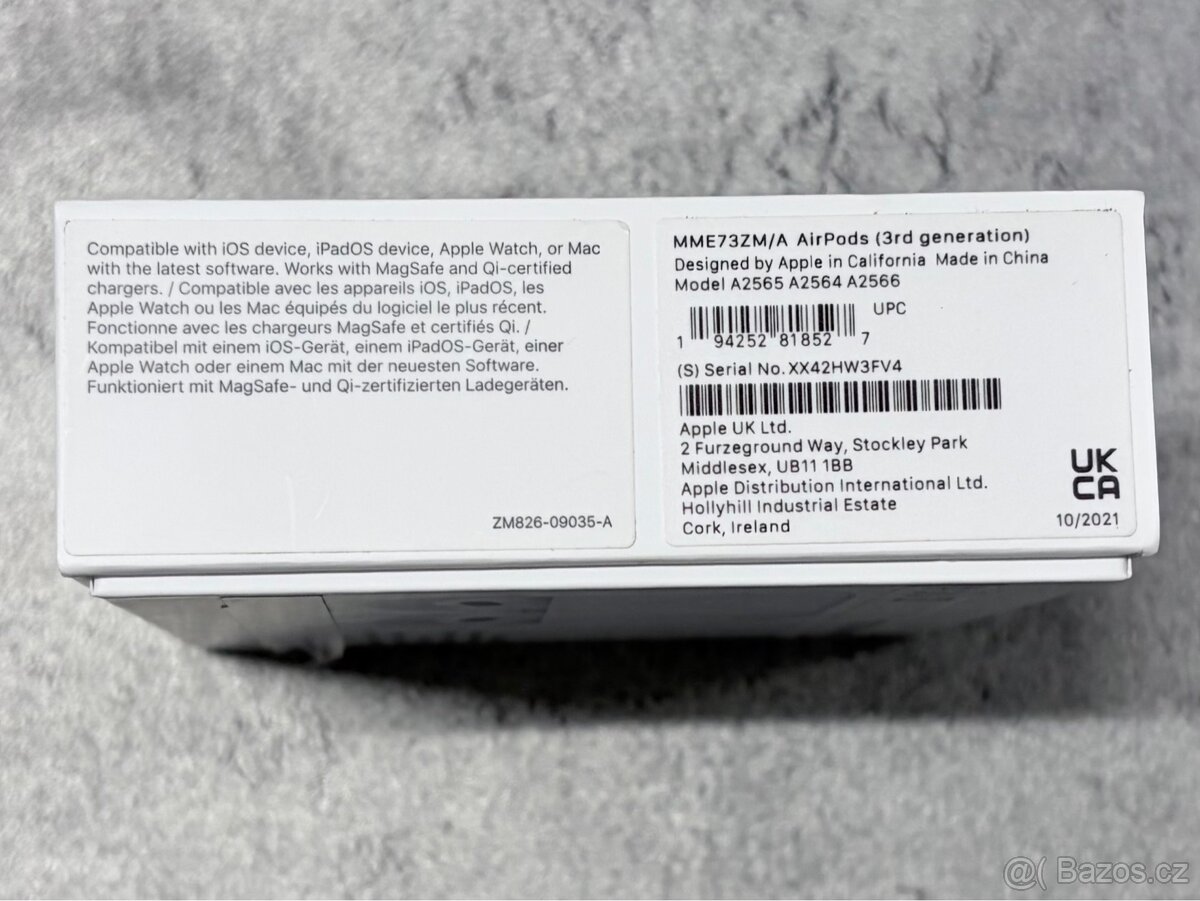 - Apple AirPods (3. generace) - - 2