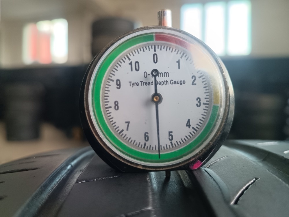 225/40 R18 CONTINENTAL (0619) - 2