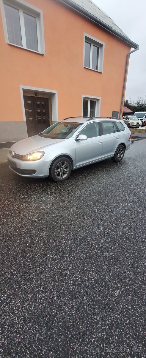 VW Golf 6 Variant 1.6 tdi - 2