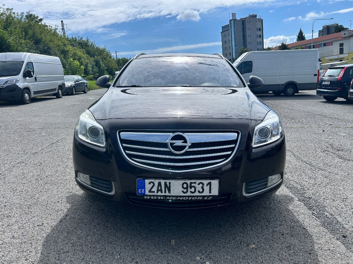 Opel Insignia, KOMBI, 4X4 - 2