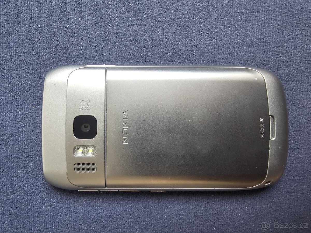 Nokia e6-00 Top stav - 2