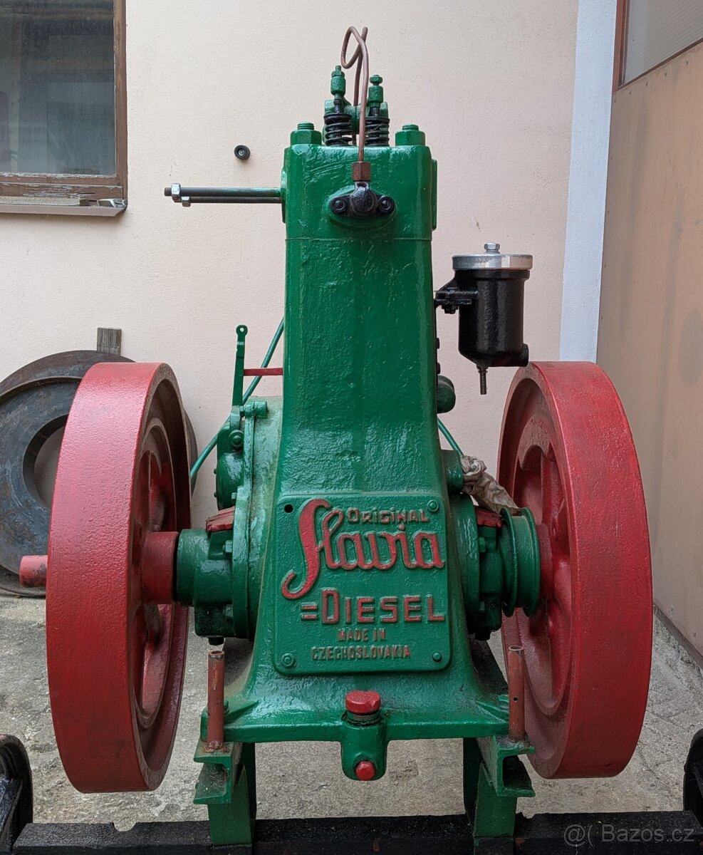 Stabilní motor Slavia Diesel 4HP - 2