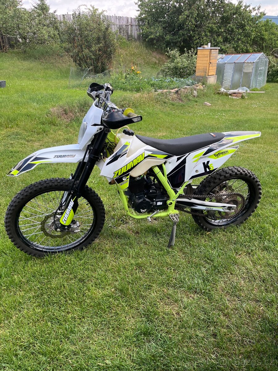 Zuumav 250