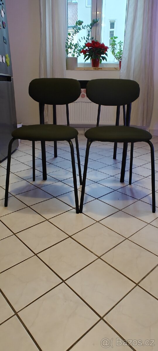 Prodám sadu stolu Sandsberg s židlemi Östanö značky IKEA - 2