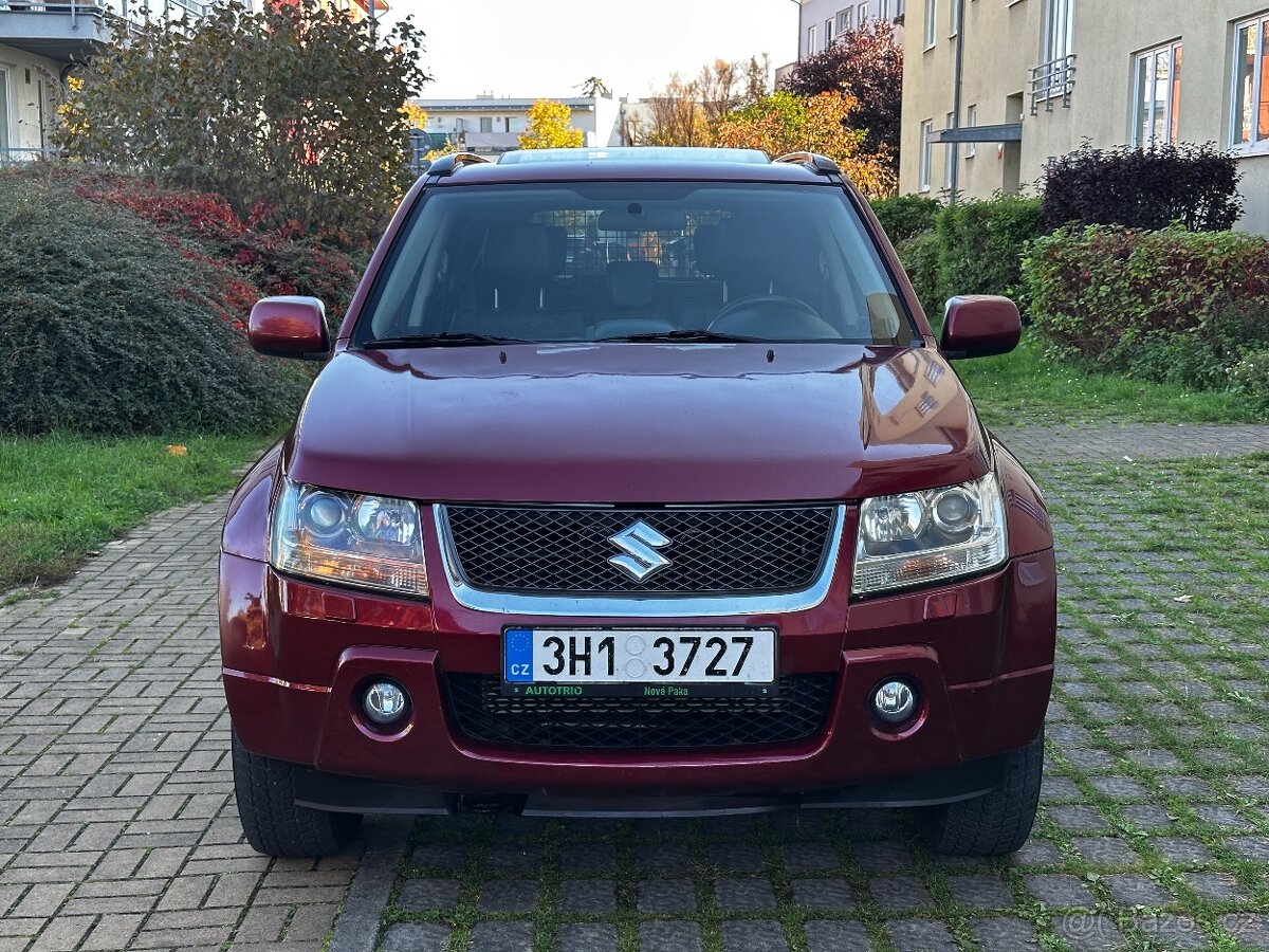 Suzuki Grand Vitara 1.9 DDiS 95kW Kůže Xenony Šíbr Tažné 2t - 2