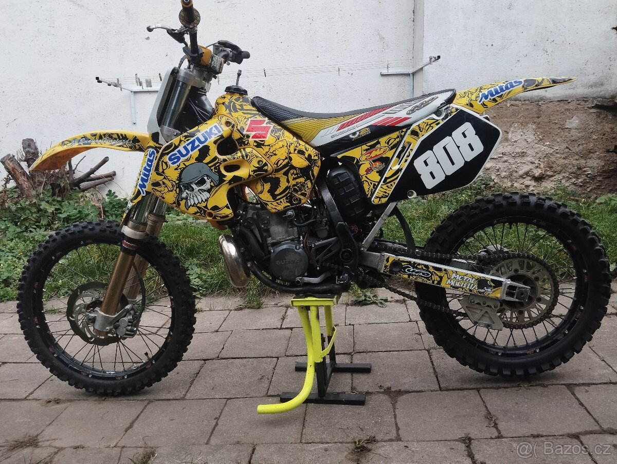 Suzuki rm 250 - 2