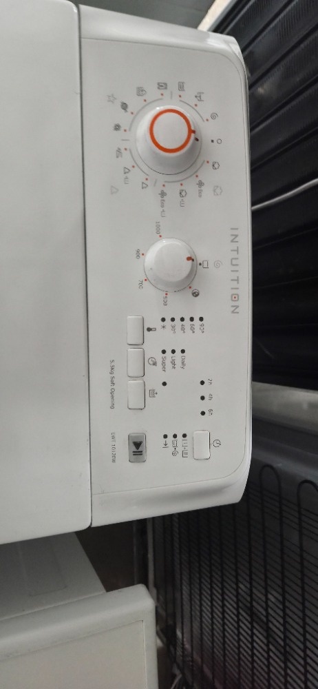 ELECTROLUX 6Kg VRCHEM PLNĚNÁ - 2