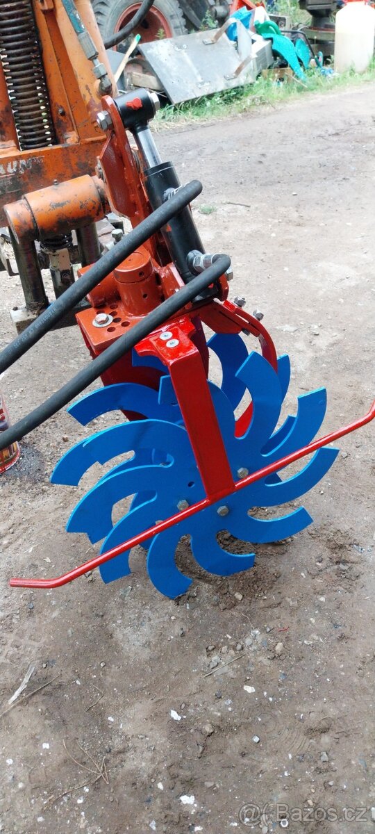 Rollhacke, okopávačka - 2