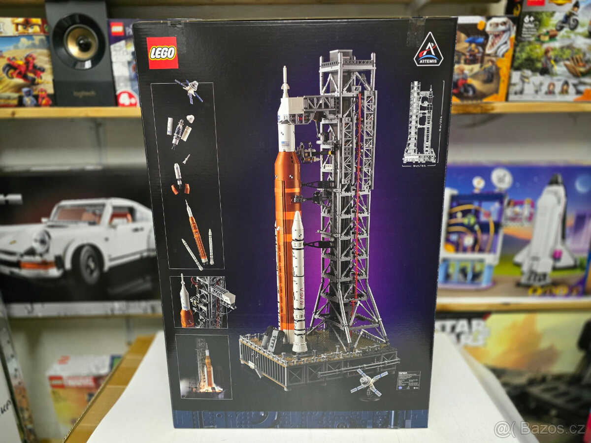 LEGO® Icons™10341 NASA Artemis Space Launch System - 2