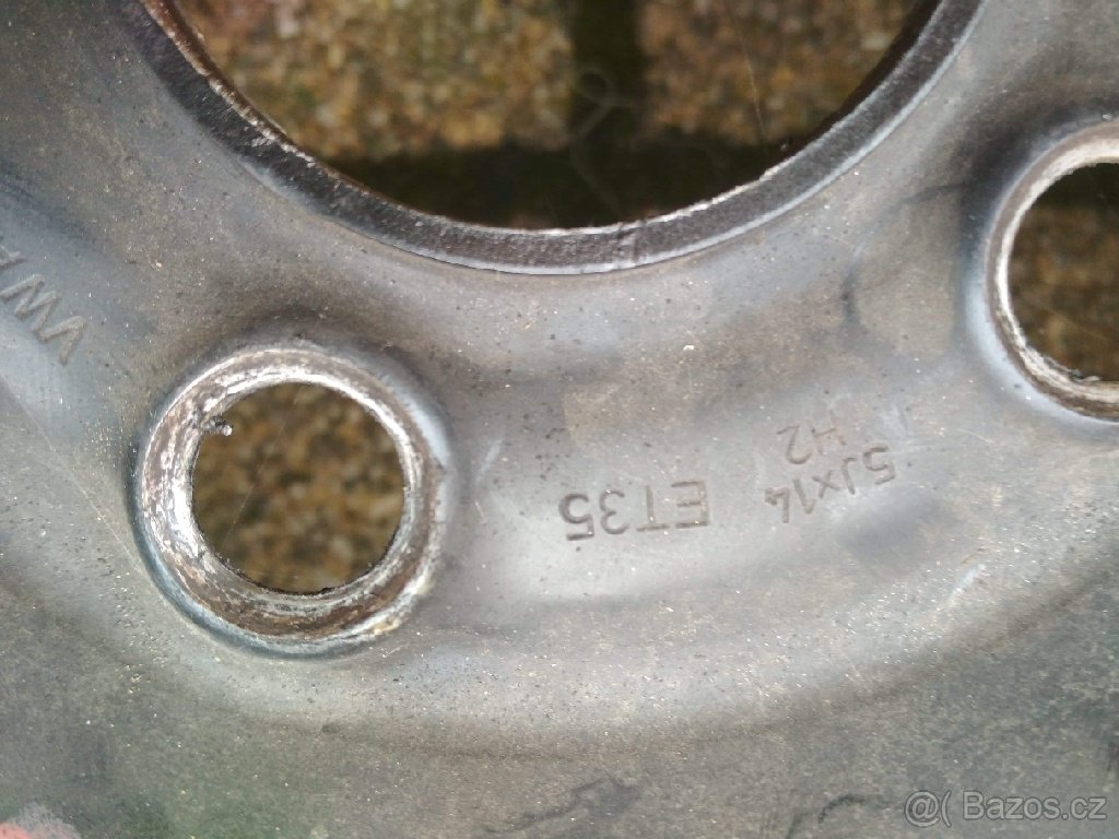 4xLetní pneumatiky na plech.discich na Fabii cena za všechny - 2