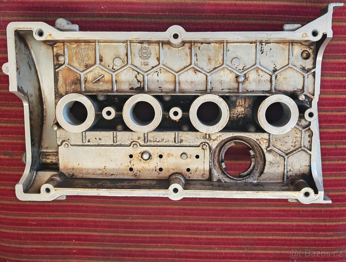 Víko hlavy válců Škoda Octavia 1,8 T 110kW těsnění - 2