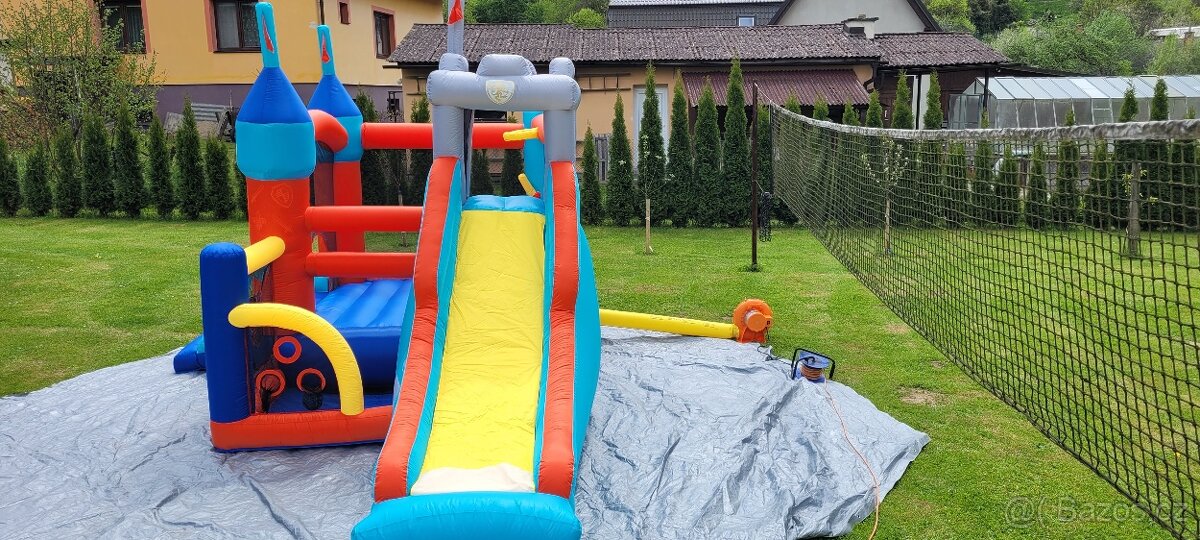 Skákací hrad - Rytířský - 2