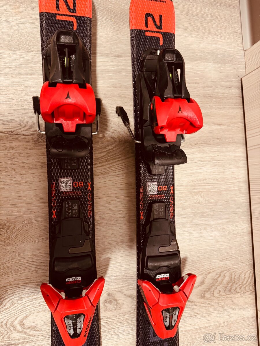 Dětské lyže Atomic Redster J2 + lyžáky - 2