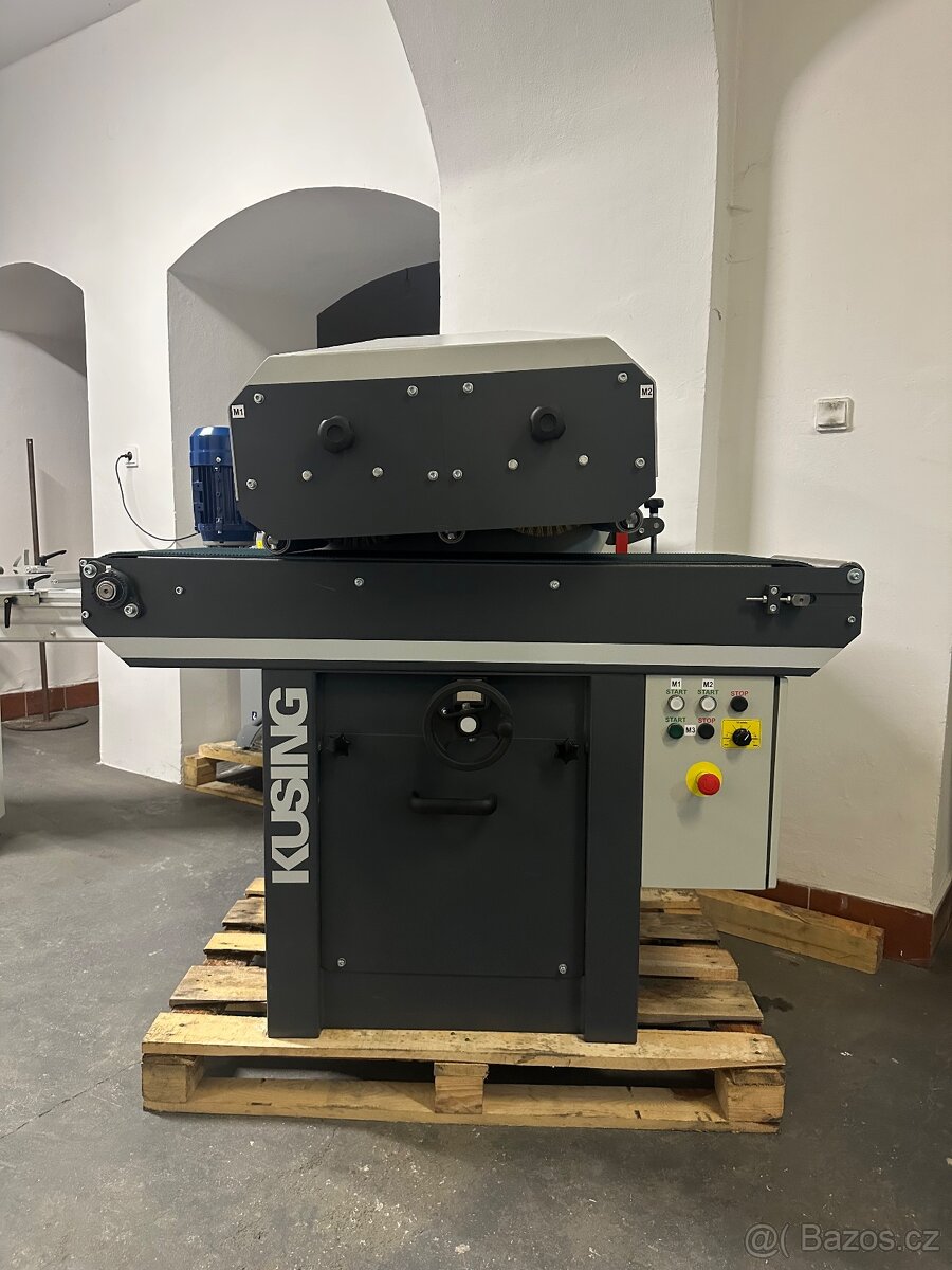 Kartáčovací stroj - 2