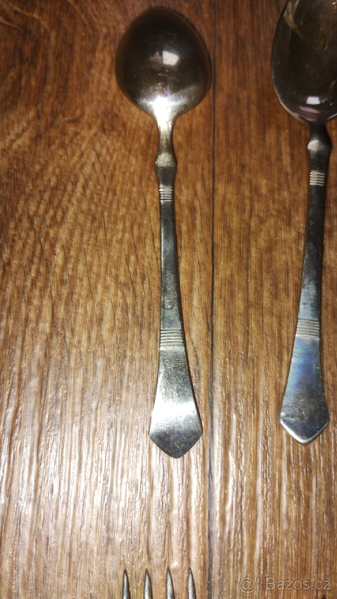 Příbory sada s krabičkou - 2