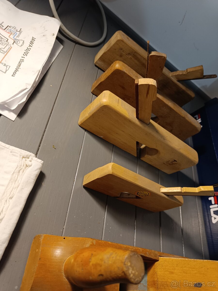 5 kusů starých dřevěných hoblíků - 2