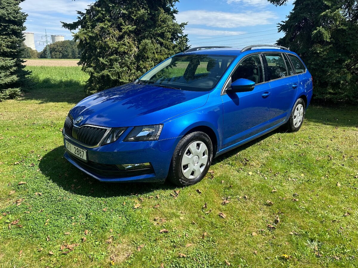 Škoda Octavia 3 1.6 tdi, kombi, málo najeto - 2